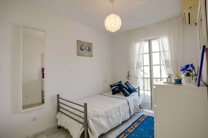 Image No.9-3 Bed Townhouse for sale