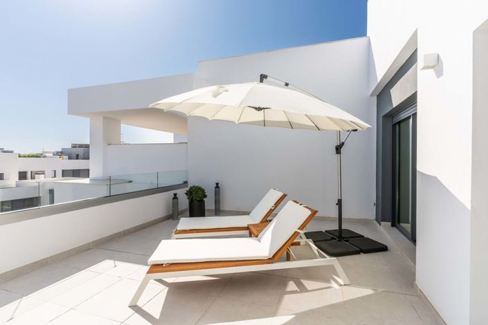 Image No.15-3 Bed Penthouse for sale