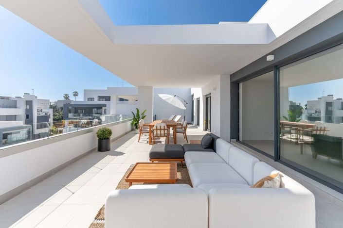 Image No.2-3 Bed Penthouse for sale