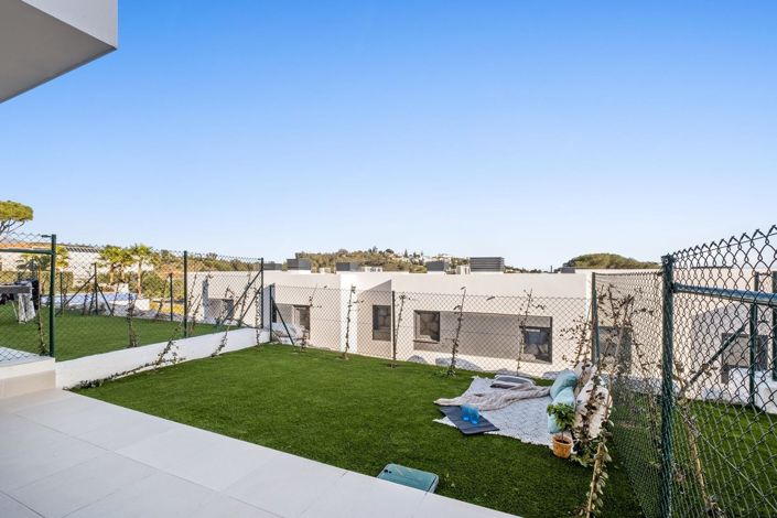 Image No.11-4 Bed Townhouse for sale