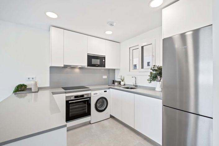 Image No.4-4 Bed Townhouse for sale