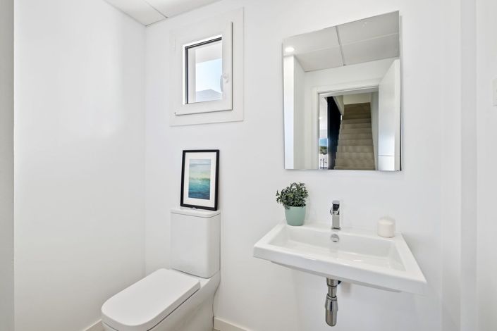 Image No.9-4 Bed Townhouse for sale