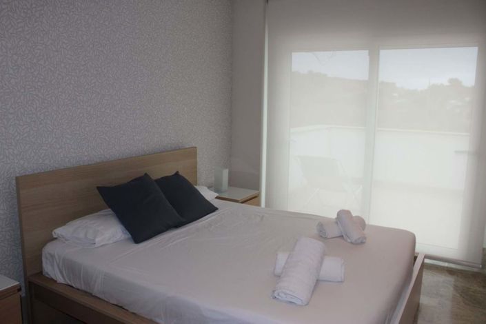 Image No.22-3 Bed Townhouse for sale