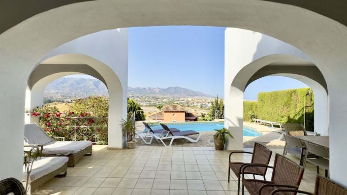 Image No.11-6 Bed Villa for sale