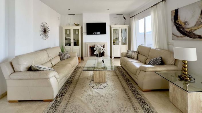 Image No.18-6 Bed Villa for sale