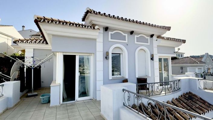 Image No.28-6 Bed Villa for sale