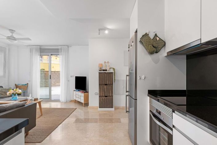 Image No.10-2 Bed Apartment for sale