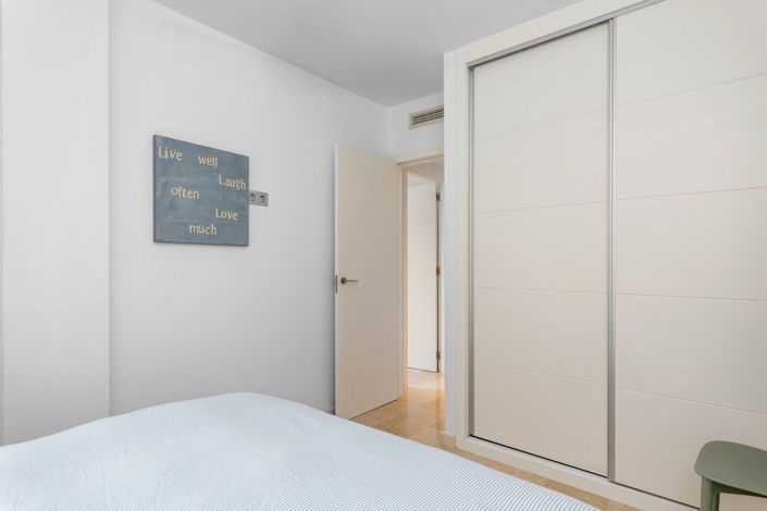 Image No.15-2 Bed Apartment for sale