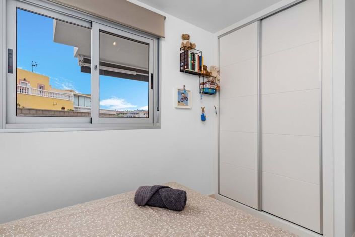 Image No.17-2 Bed Apartment for sale