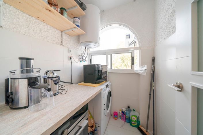 Image No.20-2 Bed Apartment for sale