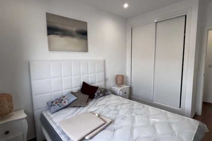 Image No.9-2 Bed Apartment for sale