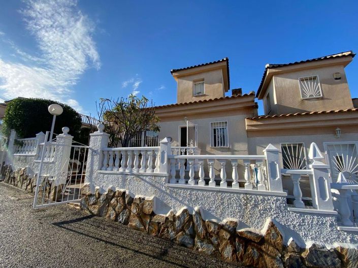 Image No.17-2 Bed Villa for sale