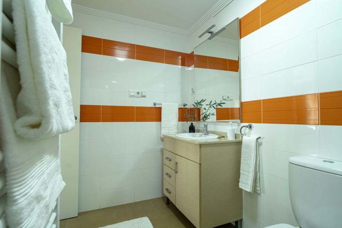 Image No.17-2 Bed Apartment for sale