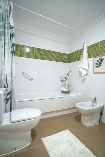 Image No.20-2 Bed Apartment for sale