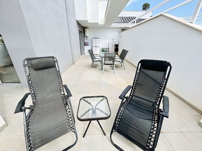 Image No.17-2 Bed Apartment for sale