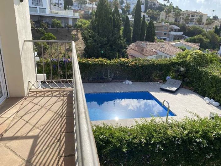 Image No.10-5 Bed Villa for sale