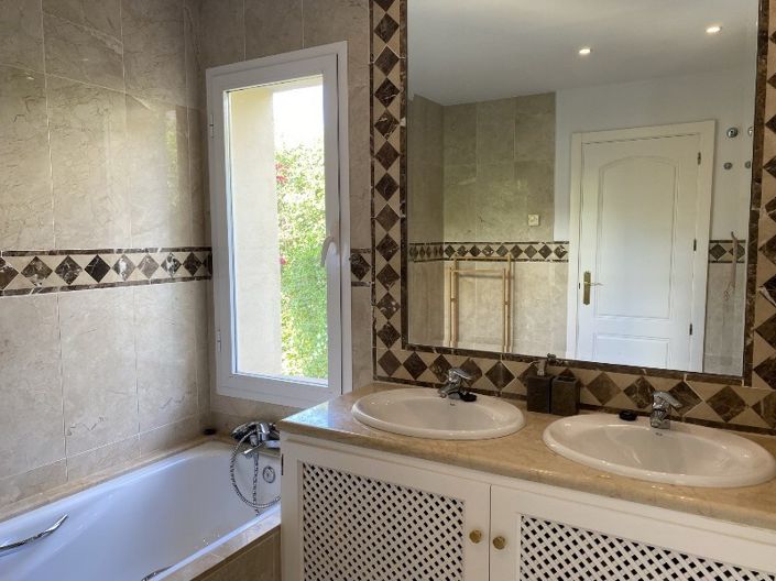 Image No.13-5 Bed Villa for sale