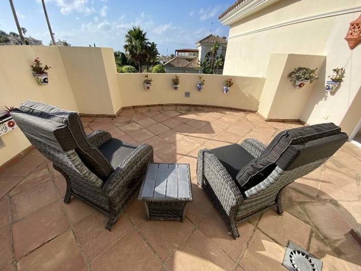 Image No.15-5 Bed Villa for sale