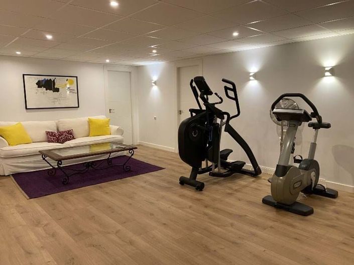 Image No.16-5 Bed Villa for sale