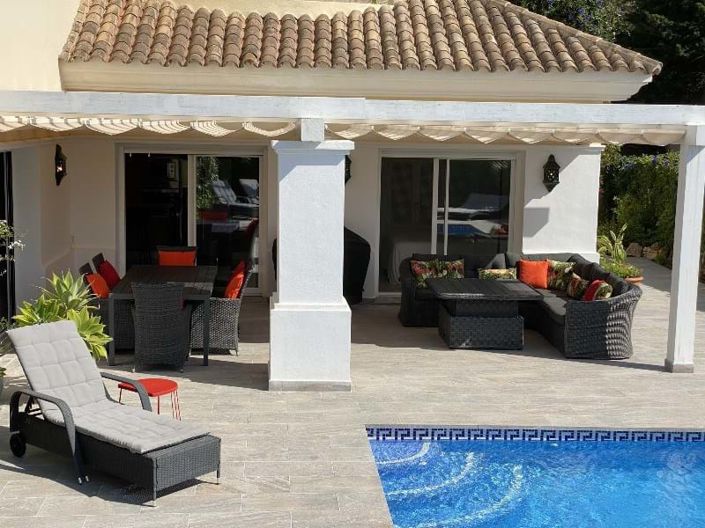 Image No.2-5 Bed Villa for sale