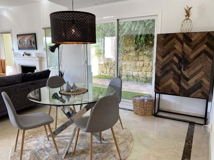 Image No.23-5 Bed Villa for sale