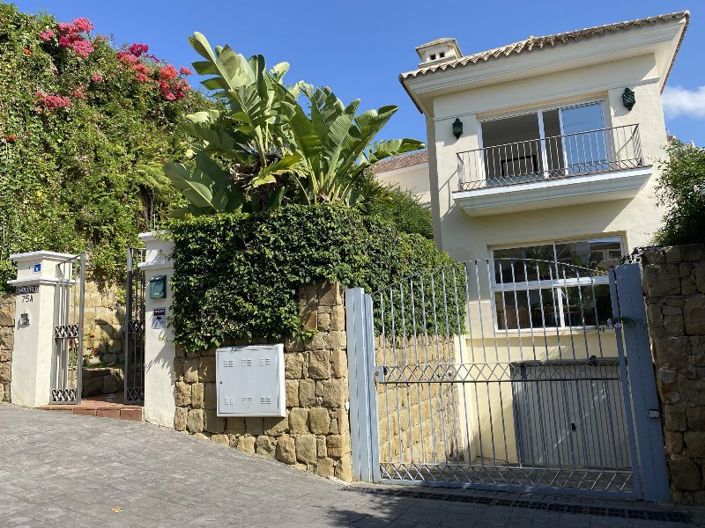 Image No.38-5 Bed Villa for sale