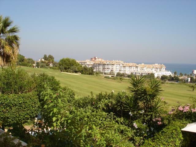 Image No.13-3 Bed Semi-Detached for sale