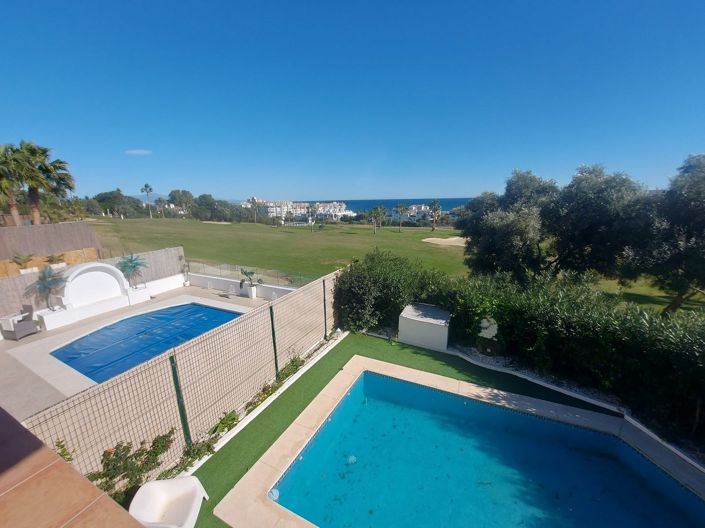 Image No.28-3 Bed Semi-Detached for sale