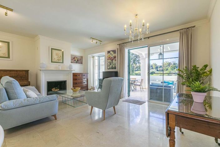 Image No.10-4 Bed Townhouse for sale