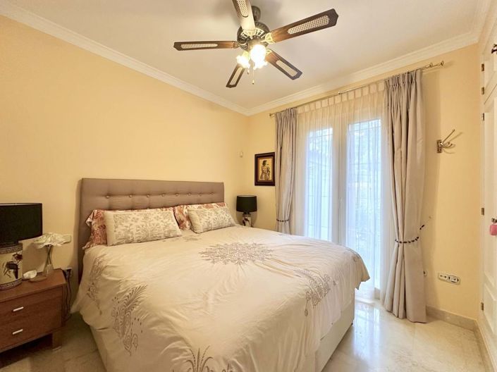 Image No.20-2 Bed Apartment for sale