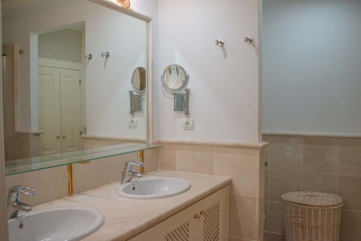 Image No.25-3 Bed Apartment for sale