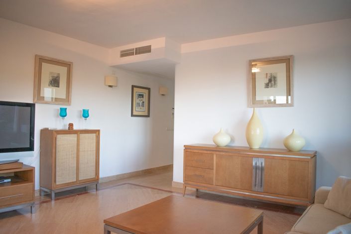 Image No.8-3 Bed Apartment for sale