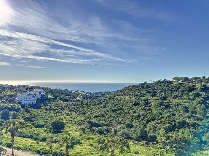 Image No.23-3 Bed Apartment for sale