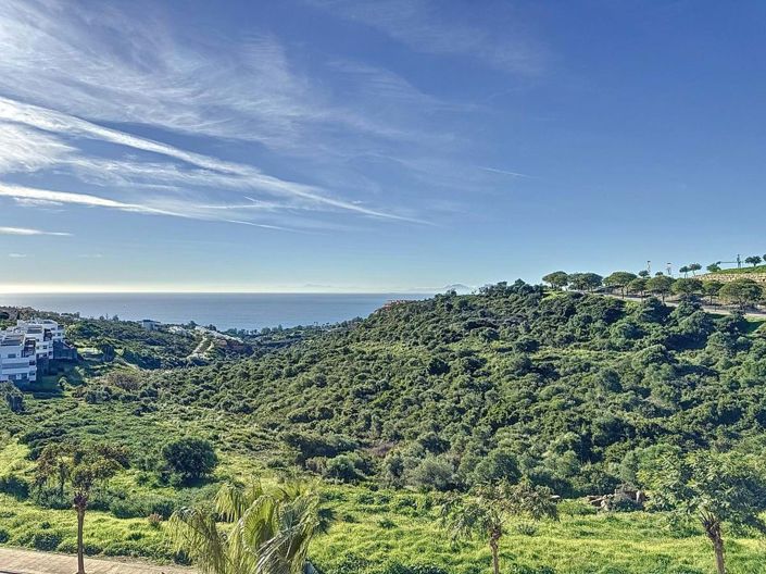 Image No.26-3 Bed Apartment for sale