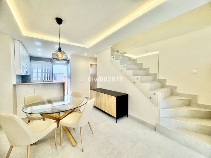 Image No.4-2 Bed Townhouse for sale