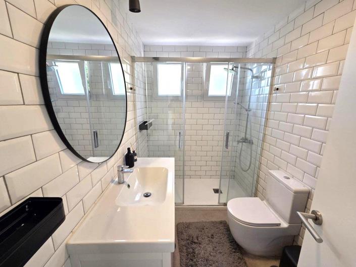 Image No.15-4 Bed Villa for sale