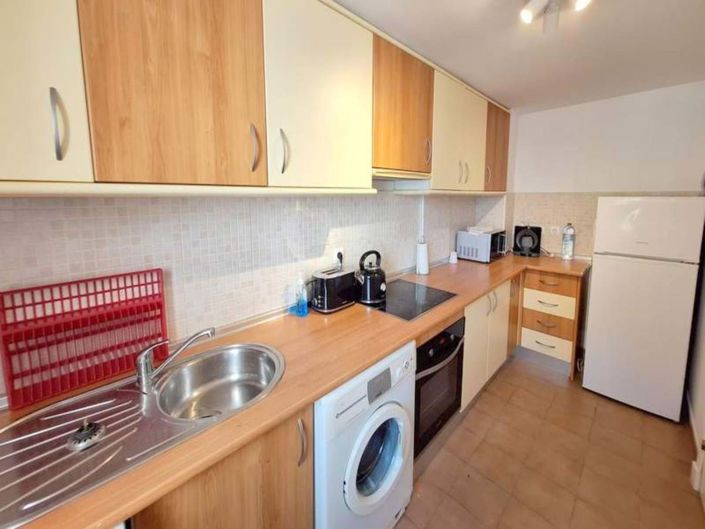 Image No.13-3 Bed Apartment for sale