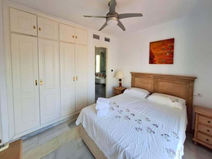 Image No.22-3 Bed Apartment for sale