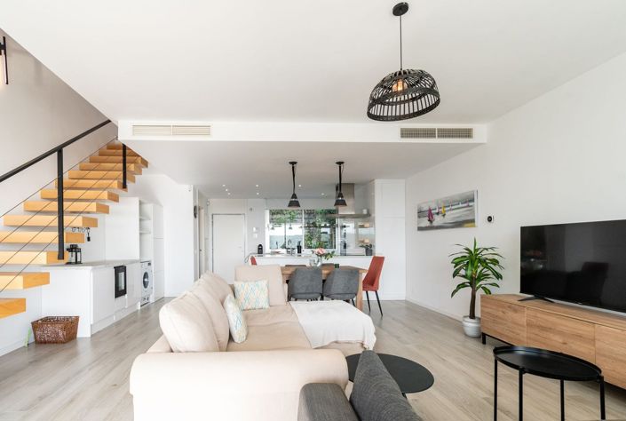 Image No.17-3 Bed Townhouse for sale