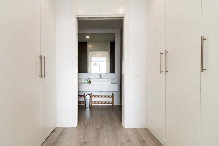 Image No.26-3 Bed Townhouse for sale