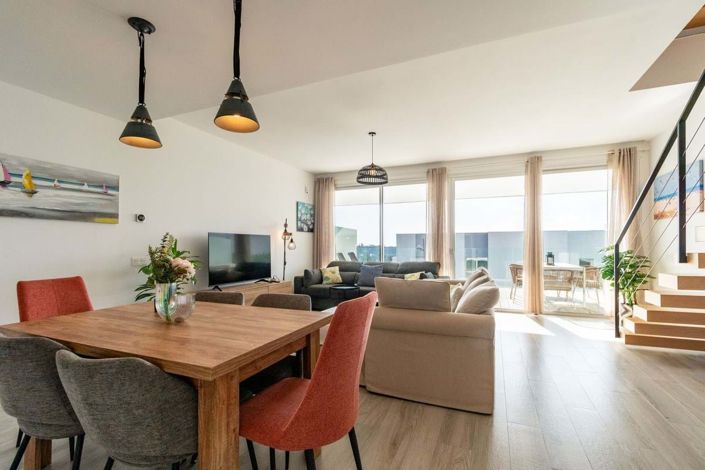 Image No.8-3 Bed Townhouse for sale