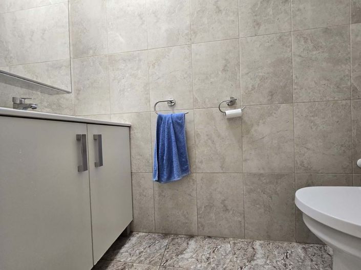 Image No.19-2 Bed Townhouse for sale