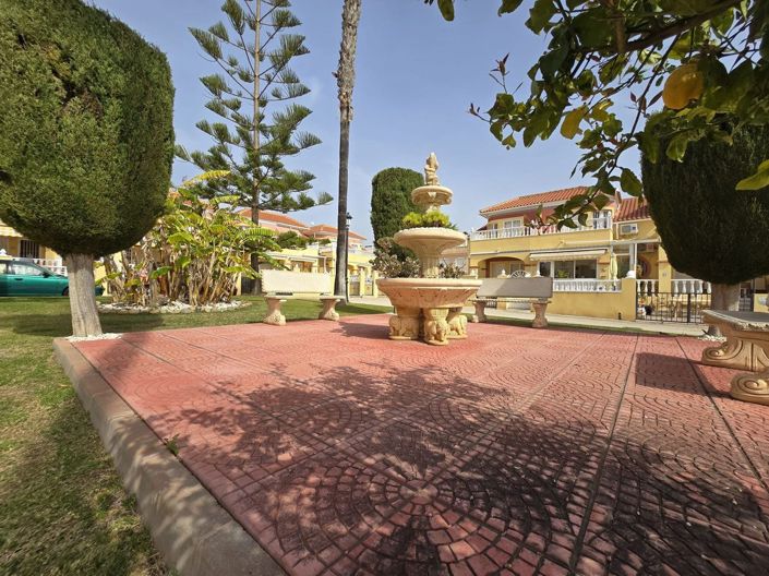 Image No.22-2 Bed Townhouse for sale