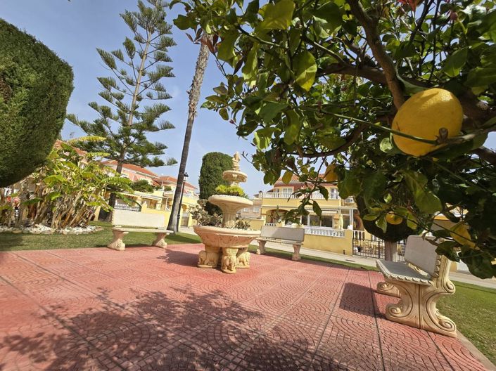 Image No.28-2 Bed Townhouse for sale