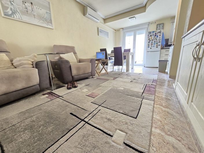 Image No.3-2 Bed Townhouse for sale