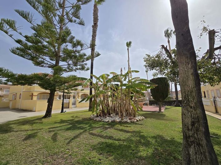 Image No.5-2 Bed Townhouse for sale