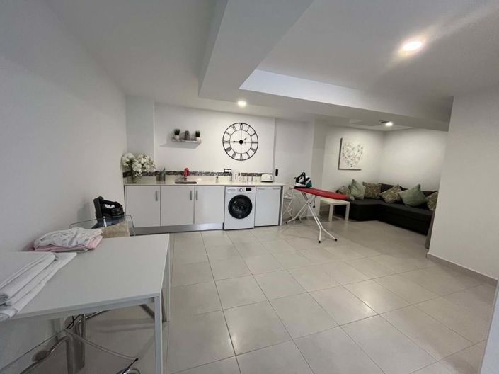 Image No.13-3 Bed Villa for sale