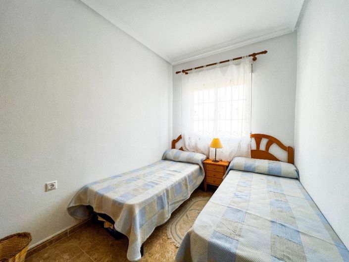 Image No.20-3 Bed Townhouse for sale