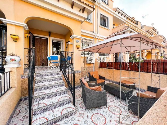 Image No.7-3 Bed Townhouse for sale