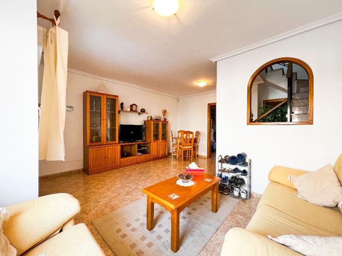 Image No.9-3 Bed Townhouse for sale